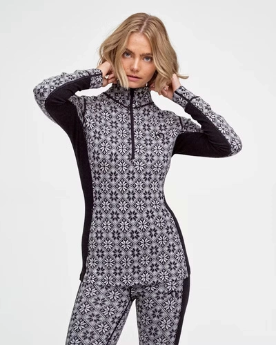 Koszulka damska z długim rękawem 240 merino KariTraa Rose Half Zip - czarny